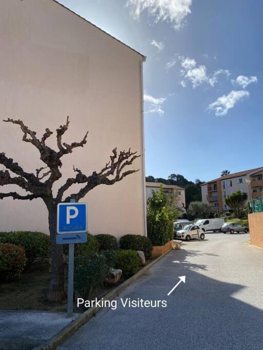 Appartamento Charmant Studio Costebelle Proche Gare, Terrasse Et Parking Gratuit Hyères Esterno foto