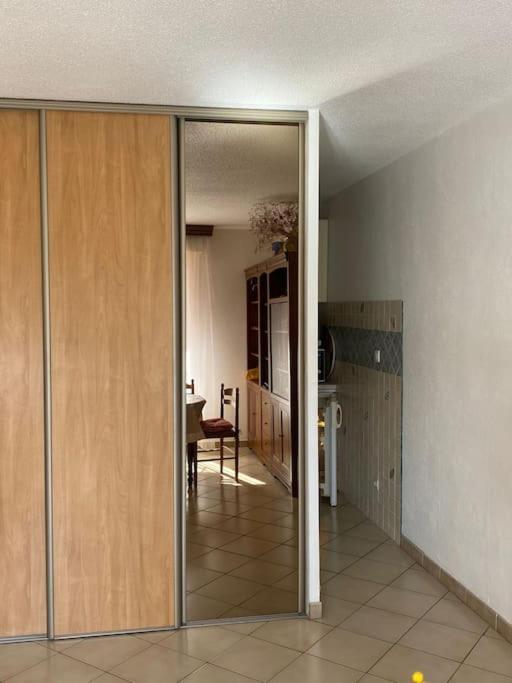 Appartamento Charmant Studio Costebelle Proche Gare, Terrasse Et Parking Gratuit Hyères Esterno foto